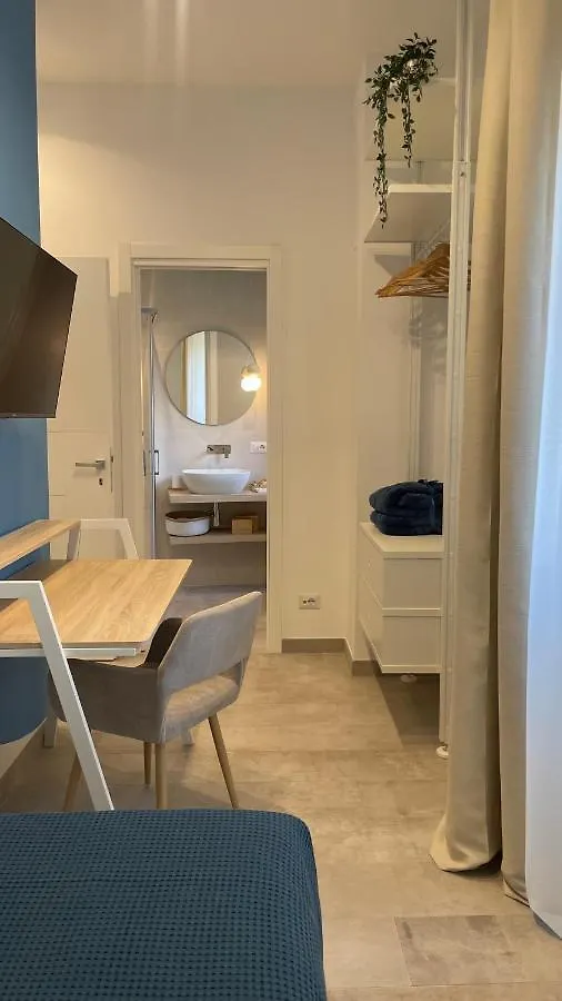 633 Appia Design Room Rome 0*,